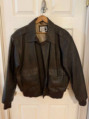 Vintage A-2 Leather Flight Bomber Jacket Modern Images Size Medium